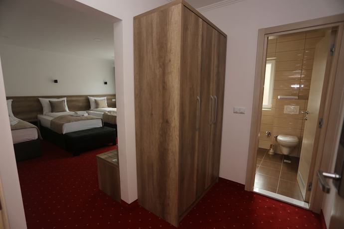 Imagen de la habitación del Hotel Nacional Garni. Foto 7
