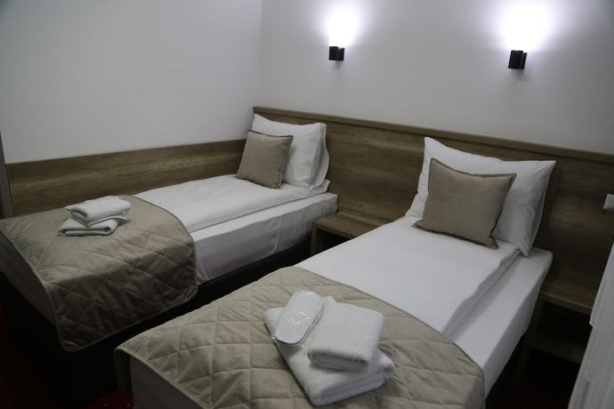 Imagen de la habitación del Hotel Nacional Garni. Foto 10