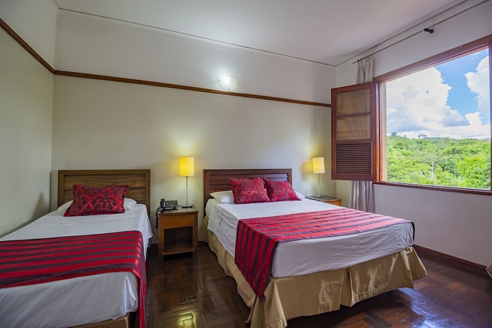 Imagen de la habitación del Hotel Nacional Inn Arax&aacute;. Foto 10