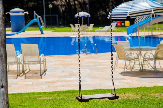 Imagen de la piscina del Hotel Nacional Inn Arax&aacute;. Foto 19