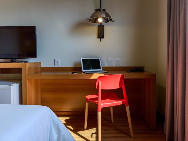 Imagen de la habitación del Hotel Nacional Inn Bauru. Foto 10