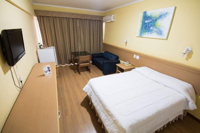 Imagen de la habitación del Hotel Nacional Inn Po&ccedil;os De Caldas. Foto 8