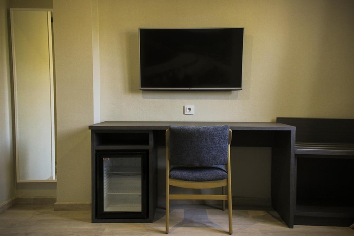 Imagen general del Hotel Nacional, La Jonquera. Foto 13