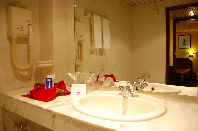 Imagen de la habitación del Hotel Nacional, Lisboa. Foto 7