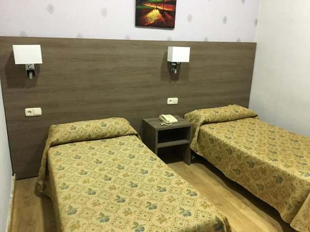 Imagen de la habitación del Hotel Nacional, Melilla. Foto 12