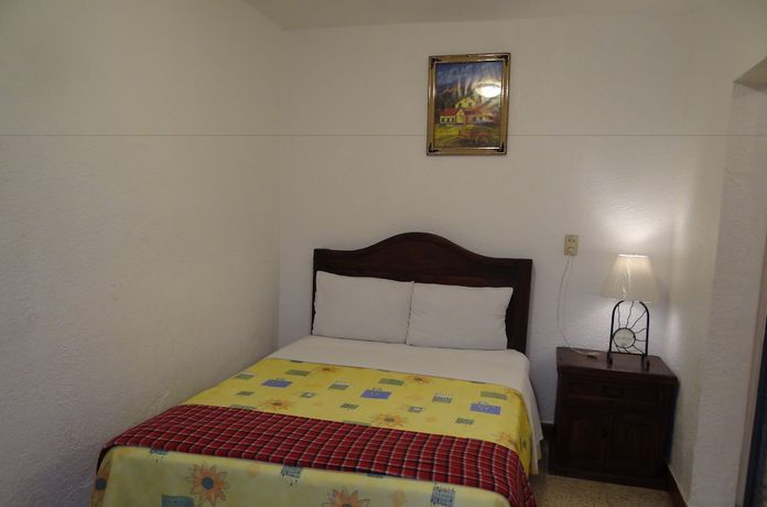 Imagen de la habitación del Hotel Nacional, Oaxaca de Ju&aacute;rez. Foto 4