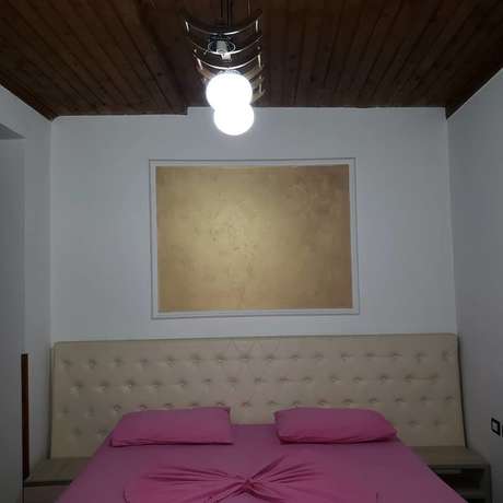 Imagen de la habitación del Hotel Nacional, Uji i Ftoht&euml; (Vlor&euml;). Foto 10
