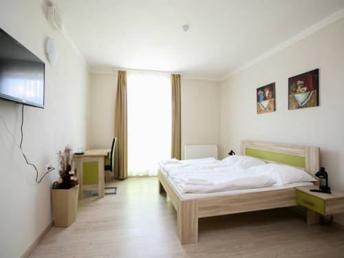 Imagen de la habitación del Hotel Nad Kr&aacute;lovnou & Restaurant. Foto 8