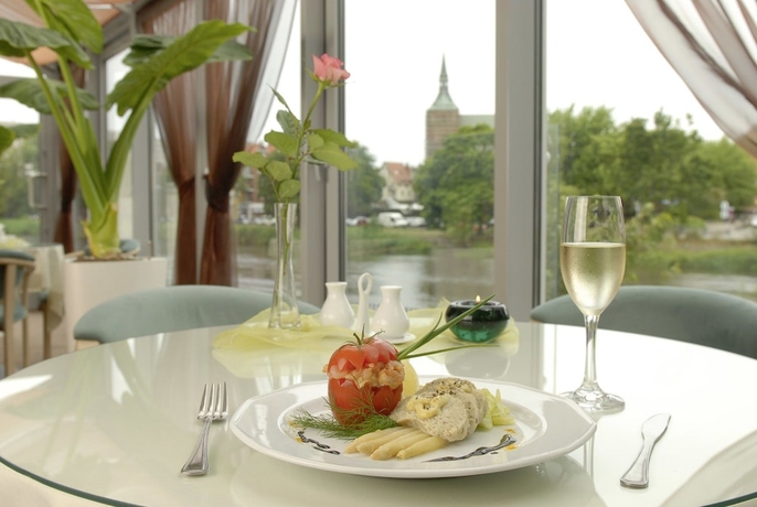 Imagen del bar/restaurante del Hotel Nad Parsętą. Foto 5