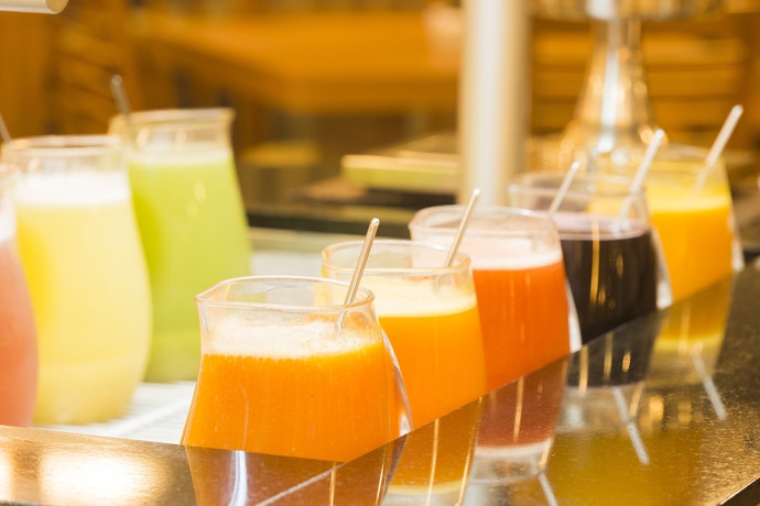 Imagen del bar/restaurante del Hotel Nadai Confort E Spa. Foto 2