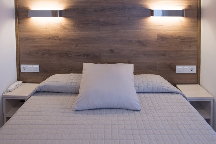 Imagen de la habitación del Hotel Nadal, Lleida. Foto 5