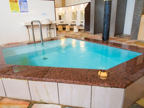 Imagen de la piscina del Hotel Nadeshiko. Foto 18