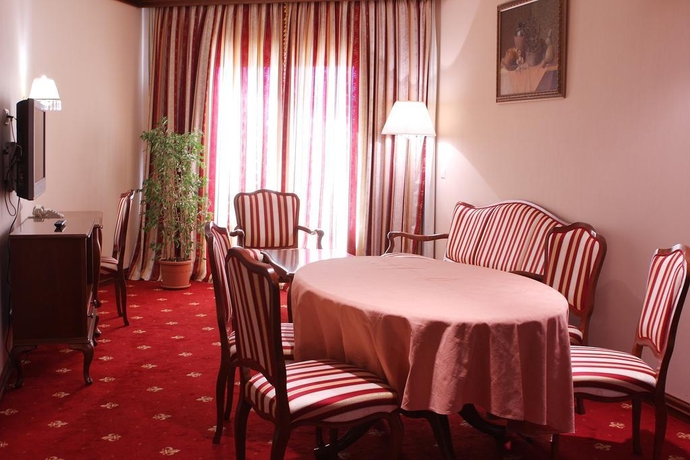 Imagen general del Hotel Nadezhda Hotel. Foto 15