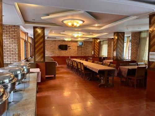 Imagen general del Hotel Nadi Kinare , Mall Road Manali - A Riverside Resort. Foto 10