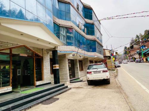 Imagen general del Hotel Nadi Kinare , Mall Road Manali - A Riverside Resort. Foto 11