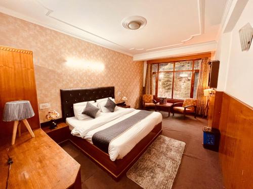 Imagen general del Hotel Nadi Kinare , Mall Road Manali - A Riverside Resort. Foto 13