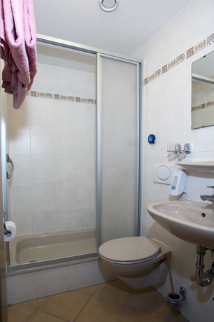 Imagen de la habitación del Hotel Nadia. Foto 6