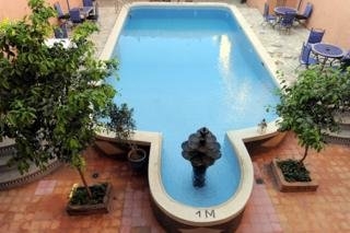 Imagen de la piscina del Hotel Nadia, Ouarzazate. Foto 5