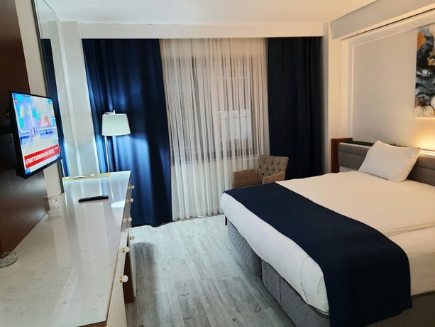 Imagen de la habitación del Hotel Nadir Business. Foto 10