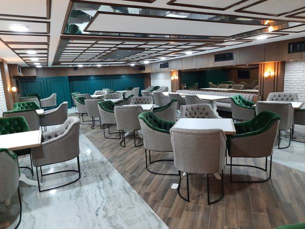 Imagen del bar/restaurante del Hotel Nadir Business. Foto 3