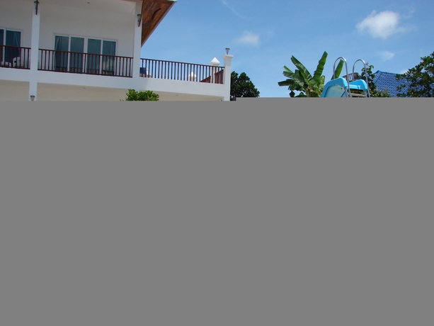 Imagen de la piscina del Hotel Nadivana Serviced Apartments. Foto 5