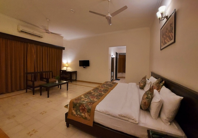 Imagen de la habitación del Hotel Nadiya Parao Resort, Corbett. Foto 17
