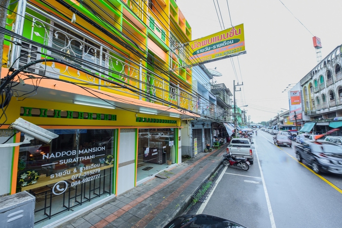 Imagen general del Hotel Nadpob Mansion, Surat Thani. Foto 2