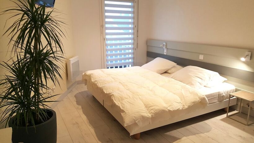 Imagen de la habitación del Hotel Na&eacute;co Erdeven. Foto 17