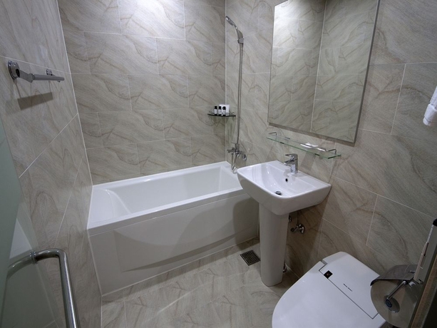 Imagen de la habitación del Hotel Nafore. Foto 14