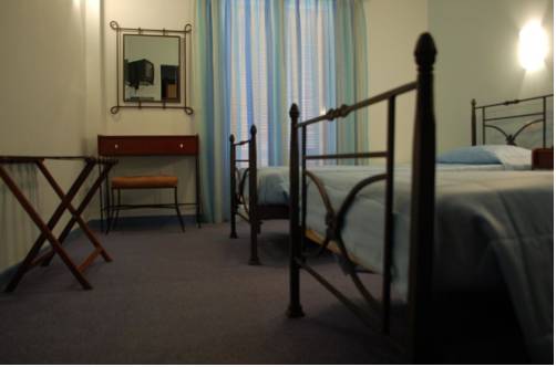 Imagen de la habitación del Hotel Nafplia. Foto 5