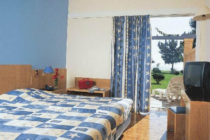 Imagen de la habitación del Hotel Nafsika Beach. Foto 20
