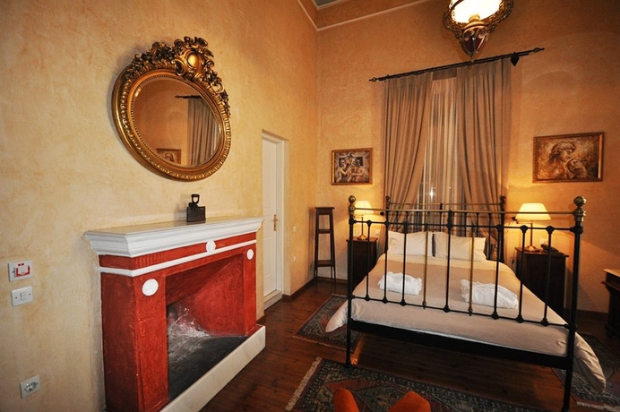 Imagen de la habitación del Hotel Nafsimedon. Foto 9