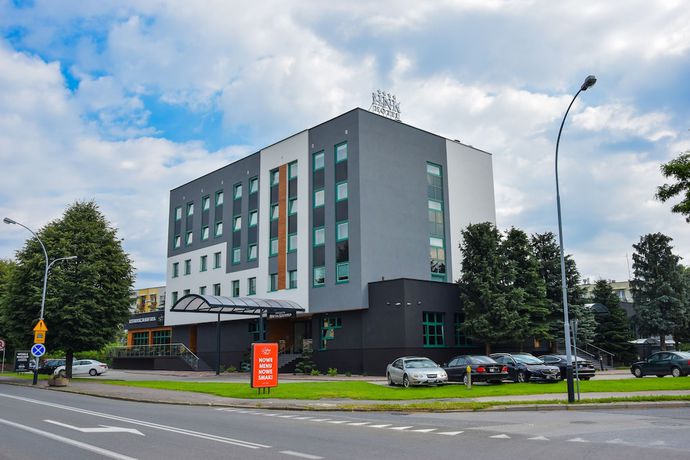 Imagen general del Hotel Nafta Krosno. Foto 1