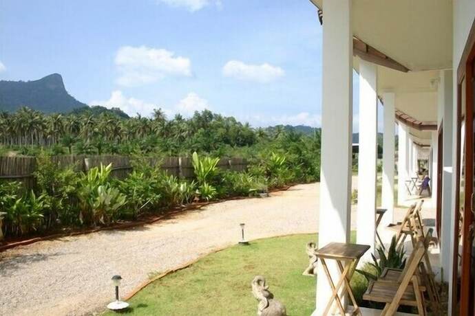 Imagen general del Hotel Naga Peak Resort. Foto 6