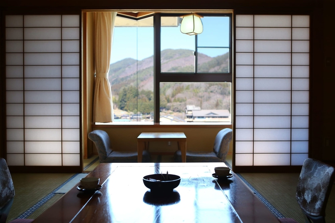 Imagen del bar/restaurante del Hotel Nagano Hirugami Hot Spring Hirugami-no-mori. Foto 6