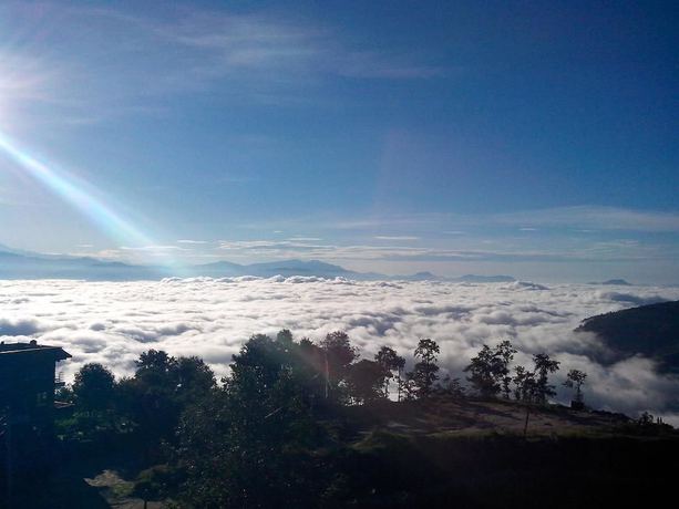 Imagen de los exteriores del Hotel Nagarkot Sunshine. Foto 6