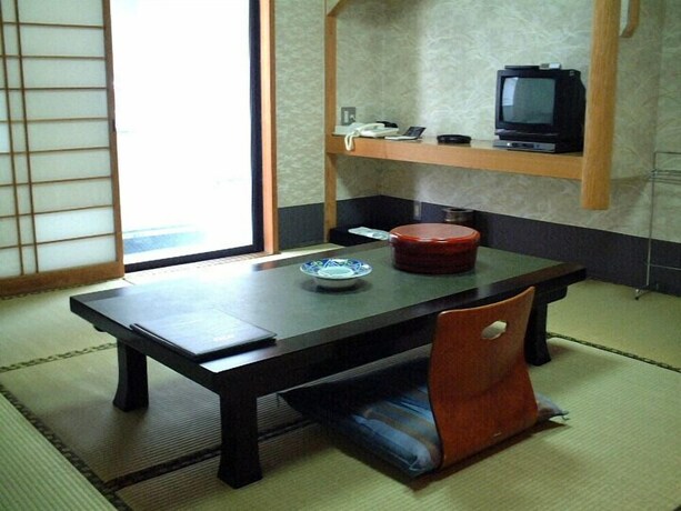Imagen de la habitación del Hotel Nagasaki Ihokan. Foto 16