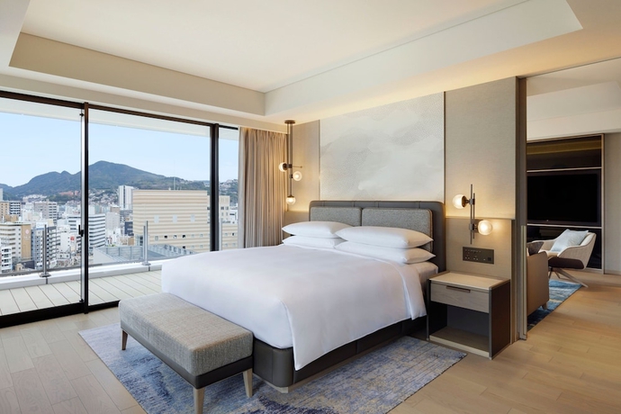 Imagen de la habitación del Hotel Nagasaki Marriott. Foto 11