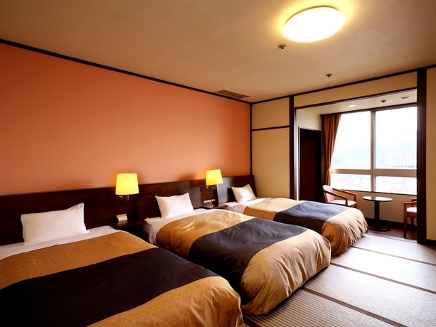 Imagen de la habitación del Hotel Nagasaki Nisshokan. Foto 8
