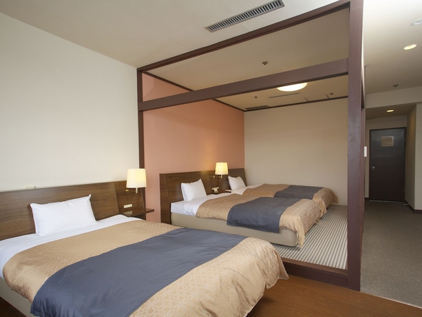 Imagen de la habitación del Hotel Nagasaki Nisshokan. Foto 13
