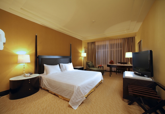 Imagen de la habitación del Hotel Nagaworld and Entertainment Complex. Foto 5