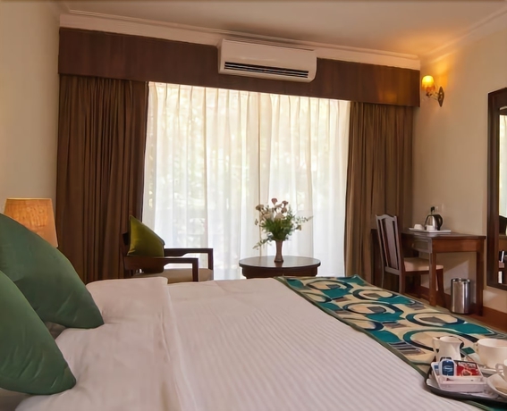 Imagen de la habitación del Hotel Nagoa Grande. Foto 9
