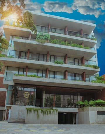 Imagen general del Hotel Nagomi Suites and. Foto 1