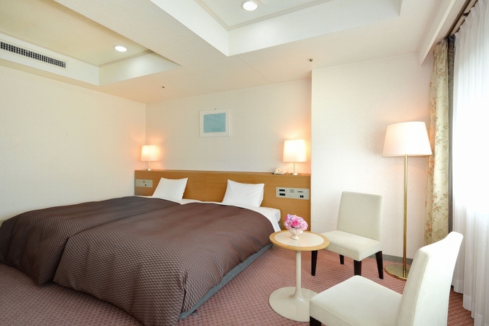Imagen de la habitación del Hotel Nagoya Creston. Foto 12