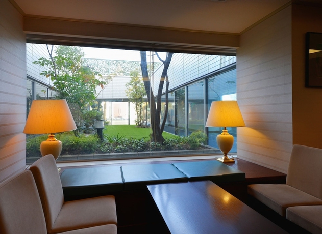Imagen del bar/restaurante del Hotel Nagoya Creston. Foto 3