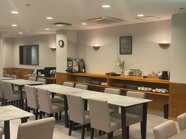 Imagen del bar/restaurante del Hotel Nagoya Premium. Foto 2