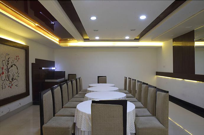 Imagen de los interiores del Hotel Nagpal Regency. Foto 12