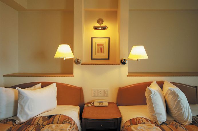 Imagen de la habitación del Hotel Naha Beach Side. Foto 9