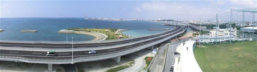 Imagen de los exteriores del Hotel Naha Beach Side. Foto 12