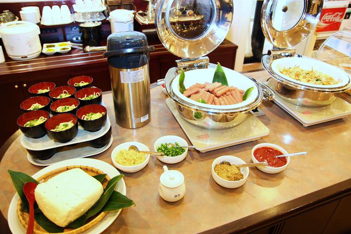 Imagen de los exteriores del Hotel Naha Beach Side. Foto 15